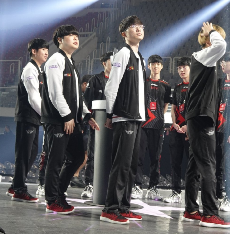 包含重返赛场引发热议！，哈兰德在SKT比赛中险胜再创辉煌时刻的词条